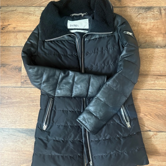Doma leather coat size small fits like an XS - Picture 5 of 5